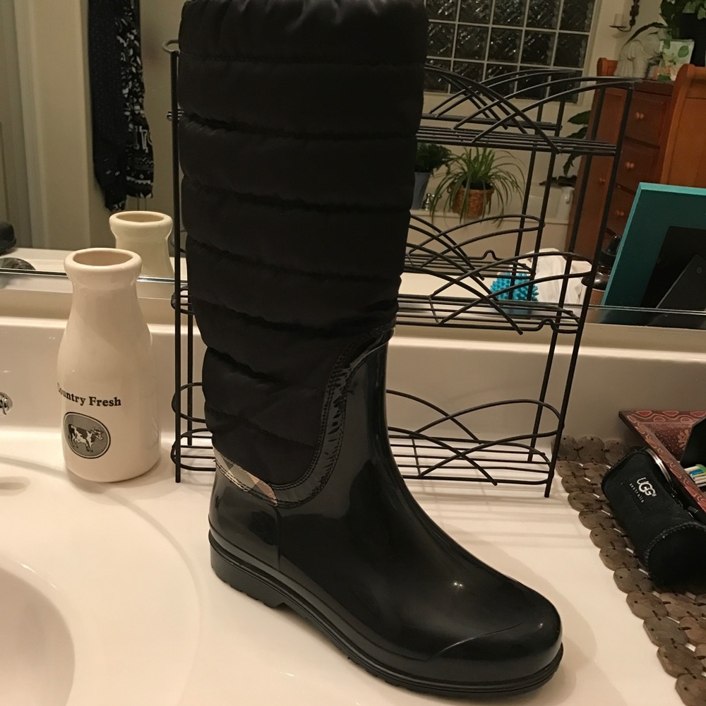 Burberry Snow Boot